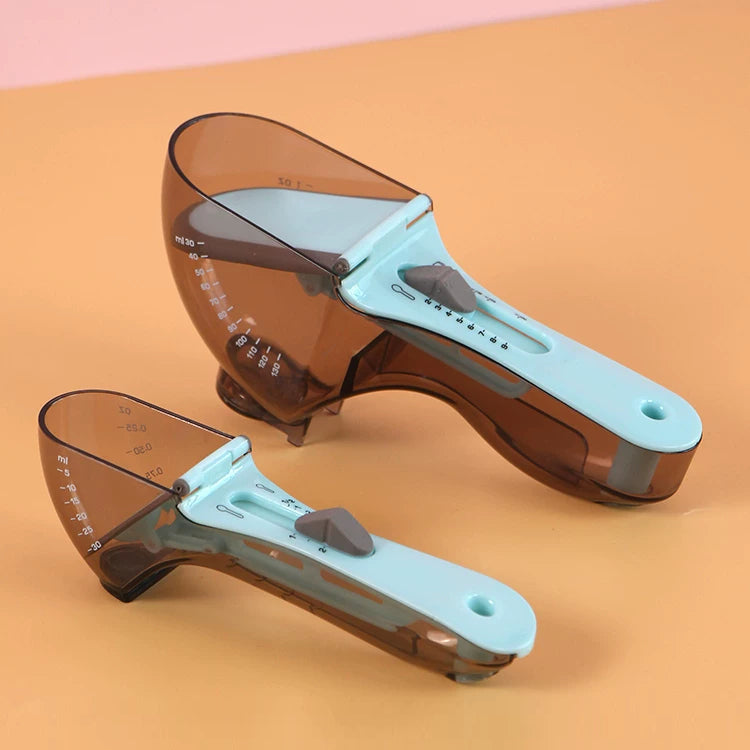 The Portion Scoop – Adjustable Pet Food Measuring Scoop With Scale.